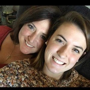 Meet your Posher, Bobbi jo